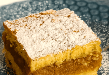 Ein altbewährtes Dessert, das immer gelingt! Probieren Sie dieses bewährte Rezept für selbstgemachten Apfelkuchen – einfach, duftend und so saftig, dass er nach dem ersten Stück schon weg ist.