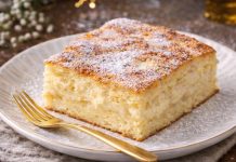 Quarkkuchen vom Blech mit Vanillepudding – einfach unwiderstehlich!