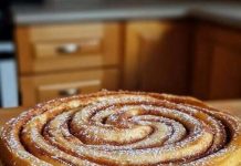 Zimtschnecken Käsekuchen mit 750 g frischkäse in 30 Minuten zubereitet