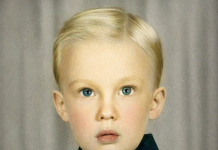 Das Foto eines kleinen Jungen, der heute zu einem der bekanntesten Männer geworden ist.