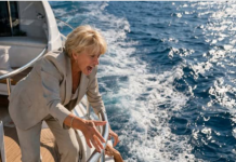 „Die Eltern meines zukünftigen Mannes stießen mich von der Yacht direkt ins Meer und lachten über mich, und mein Verlobter versuchte nicht einmal, mir zu helfen; sie waren überzeugt, dass ich nur eine gewöhnliche Kellnerin sei, doch sie hatten keine Ahnung, wer ich wirklich bin und wozu ich fähig bin.“