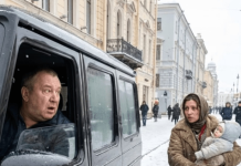 „Ein Vater an der roten Ampel: Die Begegnung, die alles veränderte und seiner Tochter und seinem Enkel Gerechtigkeit zurückbrachte“