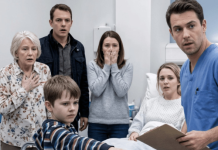 „Als sie meinen neugeborenen Sohn für tot erklärten, beugte sich meine Schwiegermutter zu mir und flüsterte: — Gott hat uns vor deinem Blut gerettet.“