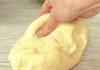 Rezept für Hefeteig ohne Aufgehen. 15 Minuten und fertig zum Backen