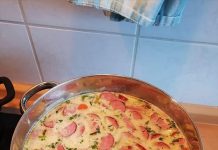 Ich koche Karotten, Kartoffel & Zwiebel, Cabanossi-Käse-Suppe