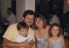 Meine Frau, mein Sohn und meine Tochter kehrten nie von ihrer Reise zurück. Vierzig Jahre später fand ich eine Nachricht, auf der stand: „Wenn du das liest, ist die Zeit gekommen, die WAHRHEIT zu erfahren.“