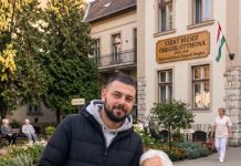 Ein Jahr lang spielte ich den Sohn einer alten Frau im Pflegeheim, weil ihre Verwandten mich dafür bezahlten, sie ruhig zu halten – erst nach ihrem Tod verriet mir die Heimleiterin, dass Juli vom ersten Tag an wusste, wer ich wirklich war
