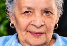 LÖWE SUCHT AUCH IM ALTER NACH AUFMERKSAMKEIT, JUNGFRAU KRITISIERT IMMER MEHR: Das Horoskop verrät, wie wir mit zunehmendem Alter werden!