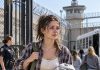 Nachdem ich aus dem Gefängnis entlassen worden war, hatte ich keinen Ort, an den ich gehen konnte. Da stellte mich eine ältere Frau ein. Sie fragte mich: „Warum warst du im Gefängnis?“ Und dann …